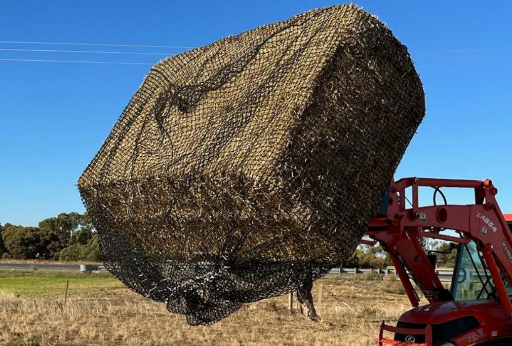 Empty Hay Net 8x3x3, 8x4x3 & 8x4x4 Knotless Large Square Bale Slow Feed Hay Net ...